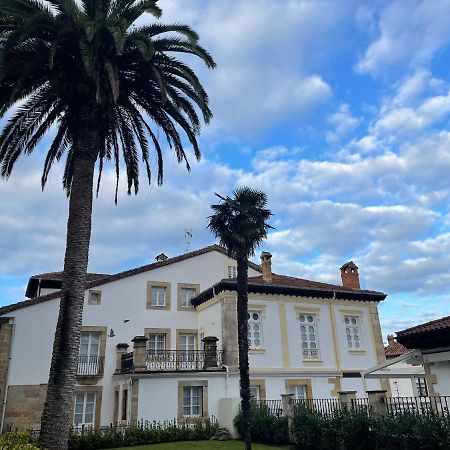 Apartamentos Turisticos Las Animas Комильяс Экстерьер фото